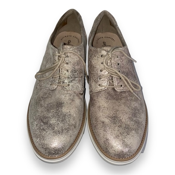 NEW Clarks Collection Women's Sharon Crystal Oxford Shoes Size 8.5 - Picture 2 of 6